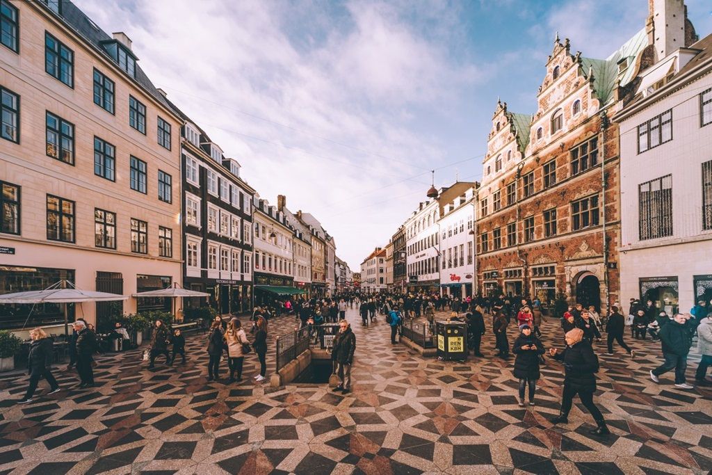 Incomes grow in Denmark, but also inequality