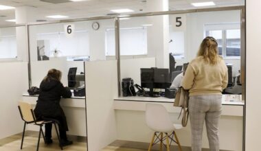 Sanidad aprueba el plan de primaria: autobajas de tres días y administrativos en salud para descargar tareas burocráticas - La Voz de Galicia