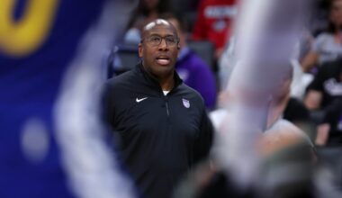 Mike Brown’s final days with the Kings: Disastrous play, tension with a star and an awkward firing