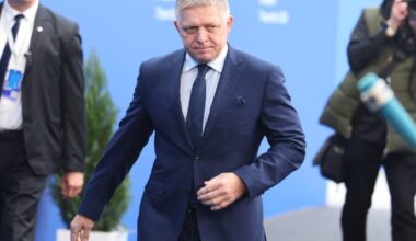 Fico threatens to cut electricity supplies to Ukraine – POLITICO