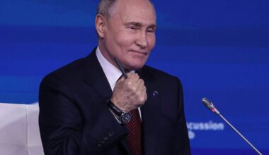 Putin receives Slovak PM in shock Moscow visit – POLITICO