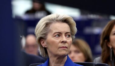 ‘Powerful consiglieri’ run von der Leyen’s Commission, EU transparency chief says – POLITICO