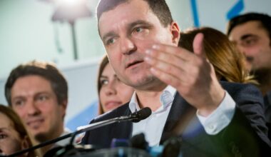 Bucharest mayor enters Romanian presidential race – POLITICO