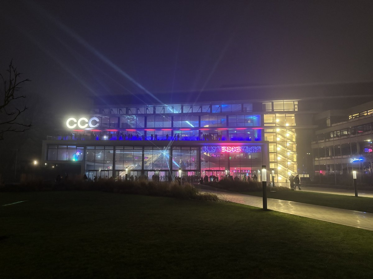 38C3: Kurzwellen-Funk der NATO mit Halfloop-Verschlüsselung ist unsicher