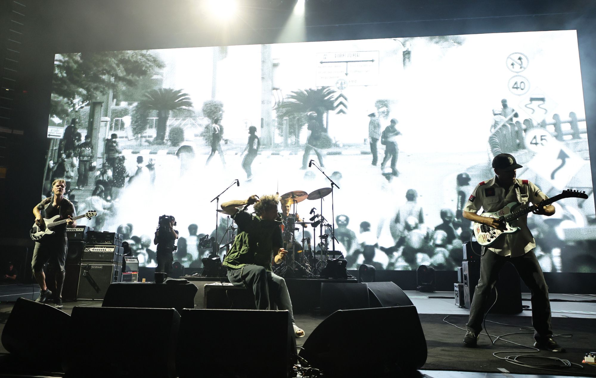 Rage Against The Machine se produisant au Madison Square Garden, New York en 2022.