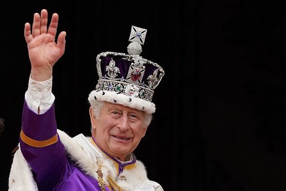 FILES-BRITAIN-ROYALS-KING-HEALTH