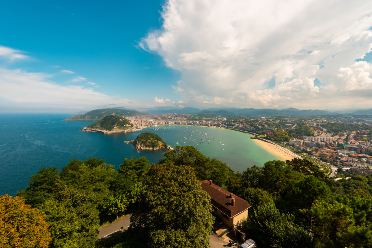 Vistas desde el Mirador del Monte Igueldo, San Sebastián Fuente: Adobe Stock Vistas desde el Mirador del Monte Igueldo, San Sebastián