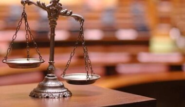 Man held on drugs charges ‘wrote IRA slogan in excrement on cell walls’