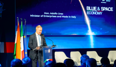 Italia-India: Urso, “partnership strategica in Blue e Space Economy”