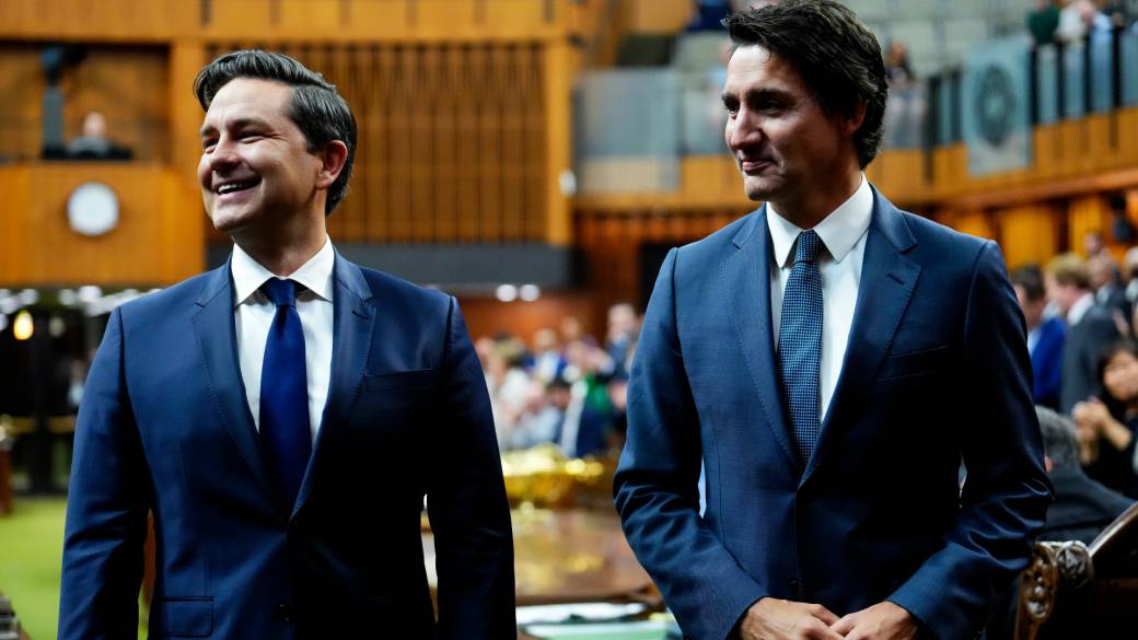 Click to play video: '78% of Canadians believe it’s time for a new government: poll'