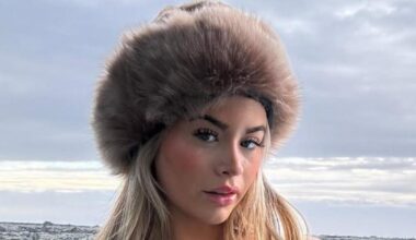 Emily Elizabeth Drops Jaws In Sizzling Bikini Photo From Iceland