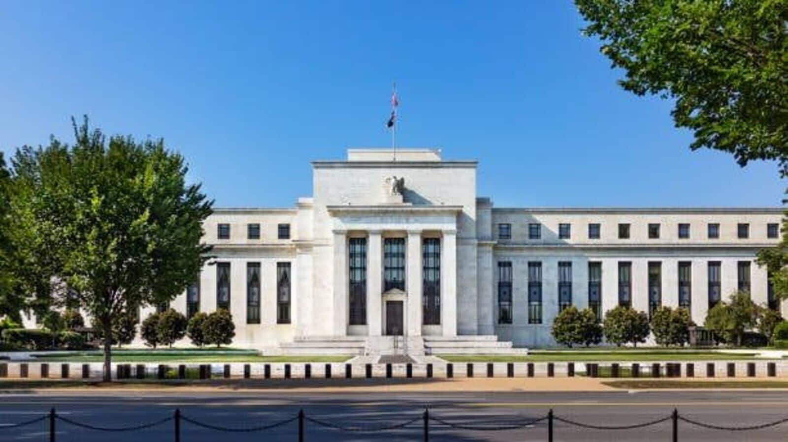 Economy News Today Live Updates on December 15, 2024: US Fed to play ‘cut-and-pause’ for meeting dual mandate of growth & inflation; Fewer rate cuts eyed in 2025: Experts