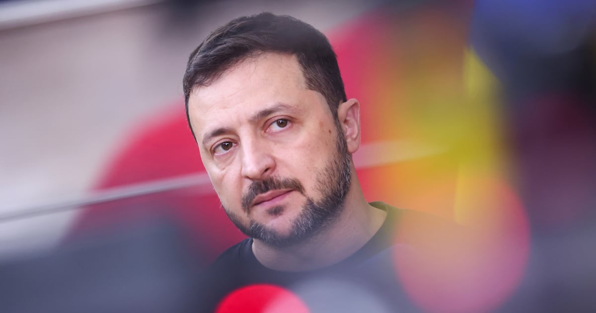 Joe Rogan Claims Ukraine’s Zelensky Asked for Interview Opp