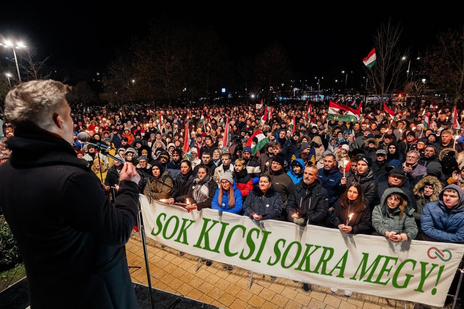 Mit találtam a Tisza FB oldalán... imádom amikor a "szarból is lehet várat" építeni