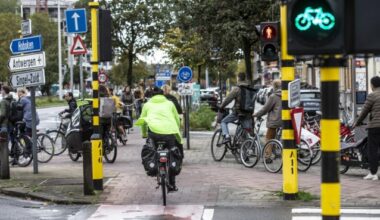 De politie zal “controleren en verbaliseren” als je in Antwerpen sneller dan 25 km/u fietst, maar dat blijkt makkelijker gezegd dan gedaan (Antwerpen)