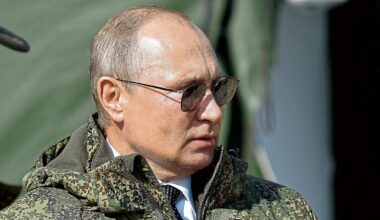 „Nicht mehr hybrid“: Nato-Chef: Russland greift uns längst direkt an | Politik