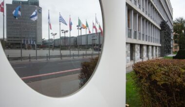 Za policijske hiške ministrstvo plačalo več kot pol milijona evrov