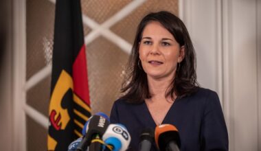 Nahost-Liveblog: ++ Baerbock fordert Entwaffnung von kurdischen Rebellen ++
