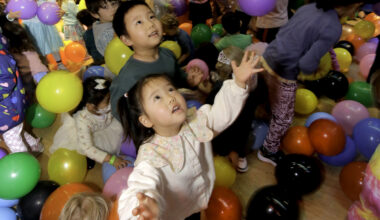 Chabot Space and Science Center holds New Year Balloon Drop