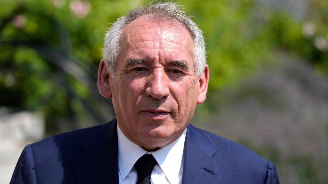 Frankreich: Zentrumspolitiker Bayrou wird neuer Premierminister