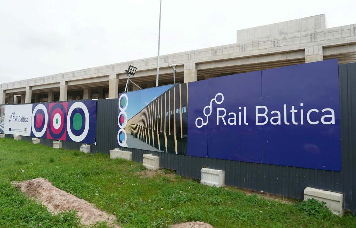 "Rail Baltica" stacijas un saistītās infrastruktūras būvniecība pie Rīgas lidostas. Foto: Edijs Pālens/LETA "Rail Baltica" stacijas un saistītās infrastruktūras būvniecība pie Rīgas lidostas. Foto: Edijs Pālens/LETA