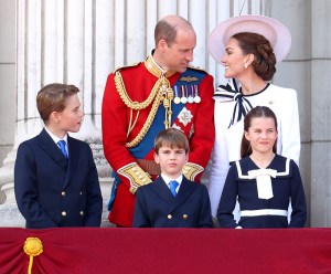 LONDON, ENGLAND - JUNE 15: (L-R) Prince George of Wales, Prince William, Prince of Wales, Prince Louis of Wales, Catherine, Princess of Wales and Princess Charlotte of Wales on the balcony during Trooping the Colour at Buckingham Palace on June 15, 2024 in London, England. Trooping the Colour is a ceremonial parade celebrating the official birthday of the British Monarch. The event features over 1,400 soldiers and officers, accompanied by 200 horses. More than 400 musicians from ten different bands and Corps of Drums march and perform in perfect harmony. (Photo by Chris Jackson/Getty Images)