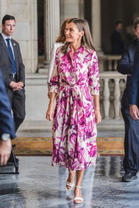 BARCELONA, SPAIN - JULY 23: Queen Letizia of Spain attends the annual meeting of Directors of the Cervantes Institute at Barcelona City Hall on July 23, 2024 in Barcelona, Spain. (Photo by Xavi Torrent/Getty Images)