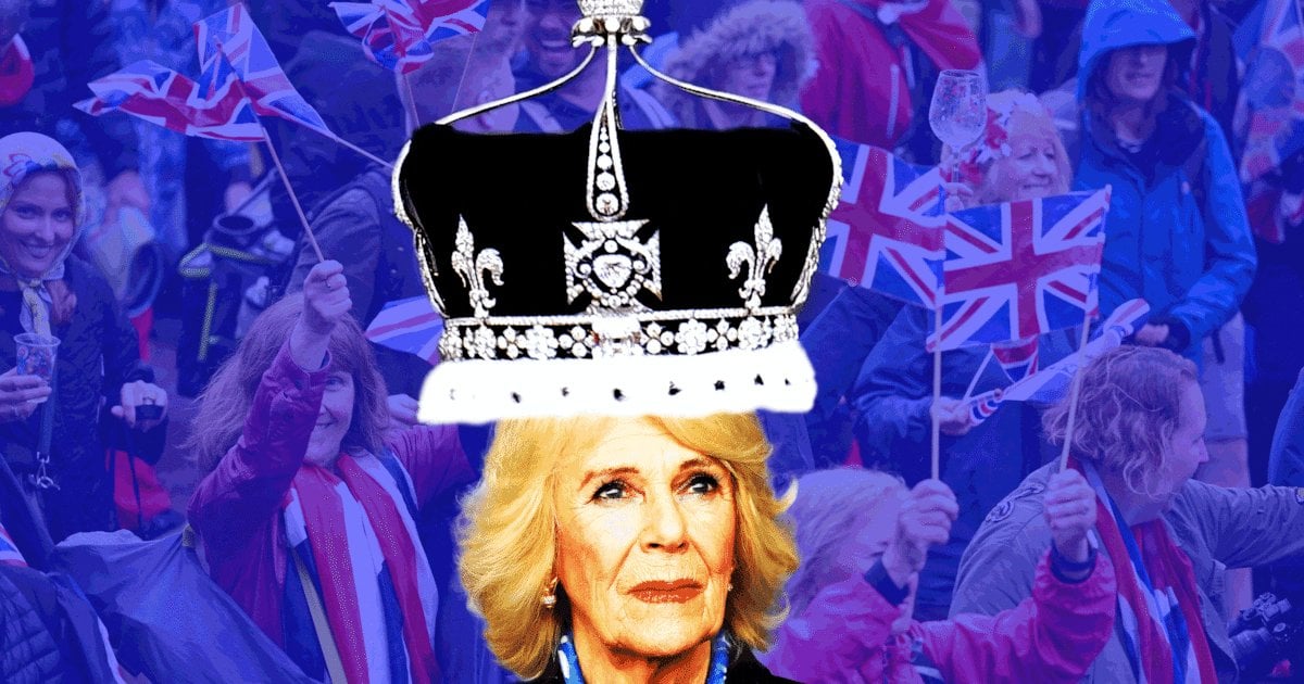 Queen’s Friends Blame Palace After ‘Brutal’ Year Gave Her Pneumonia