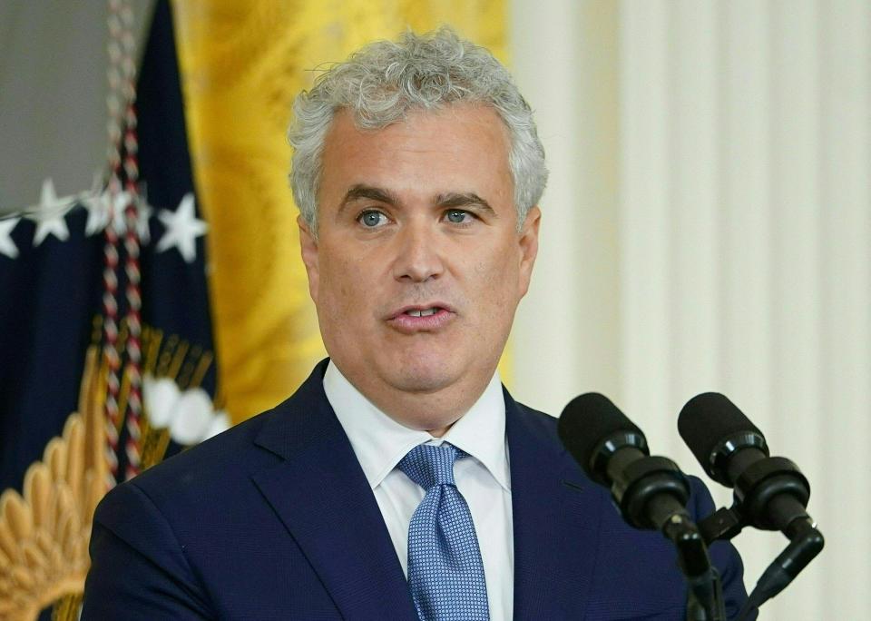 White House Chief of Staff Jeff Zients speaks during a White House staff transition event in the East Room in Washington, DC on February 1, 2023.