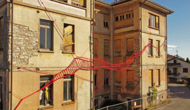 la cura threaded installation by ECO weaves across elementary school in italy