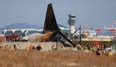 La peor tragedia aérea de Corea del Sur deja 179 muertos y dos supervivientes - La Voz de Galicia