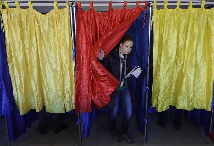 Romania di nuovo al voto, l'estrema destra potrebbe rivincere - Ultima ora