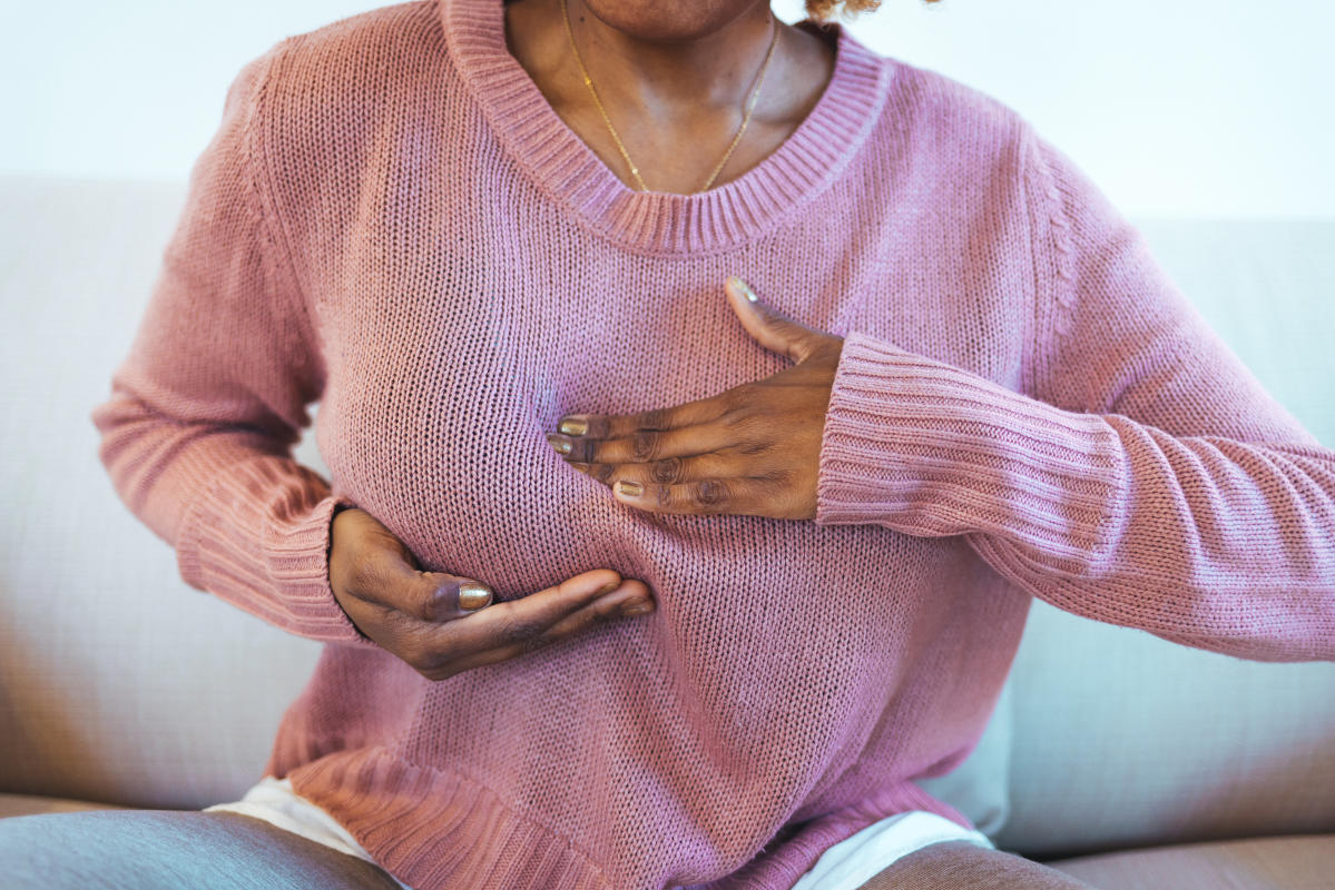 "J’ai eu un cancer du sein en phase terminale à 31 ans malgré une mammographie claire, voici les quatre signes surprenants que j'aurais aimé ne jamais ignorer"