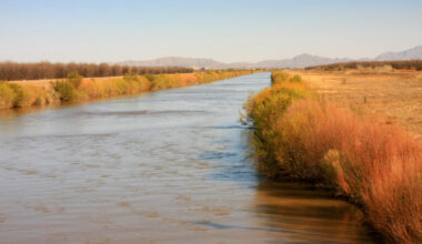 Regional drought and fluctuating snowfall at the head of the Rio Grande basin in southern Colorado in recent years have left El Paso Water officials increasingly unsure how much water will flow through the river into the city each year. (Marcos/Adobe Stock)
