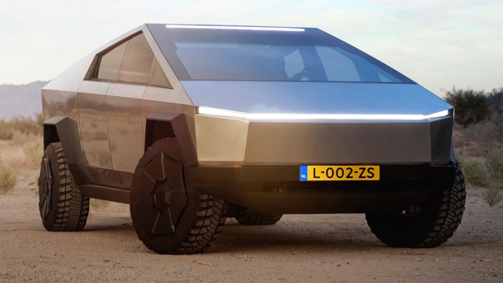 Influencer rijdt nu in Nederland met Tesla Cybertruck, mag dat wel?