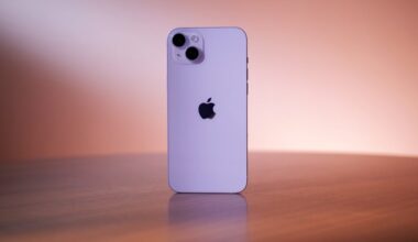 Apple Halts iPhone 14, iPhone SE Sales In EU: Here's Why - Apple (NASDAQ:AAPL)