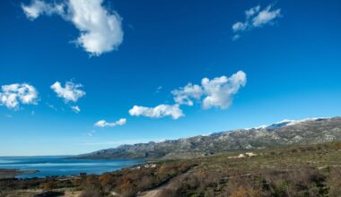 To me, the coolest thing about Croatian geography is the Velebit Mountain Range -- during winter you can have crazy days like today where there's two totally different weather just a few km apart. These mountains completely shield Dalmatia