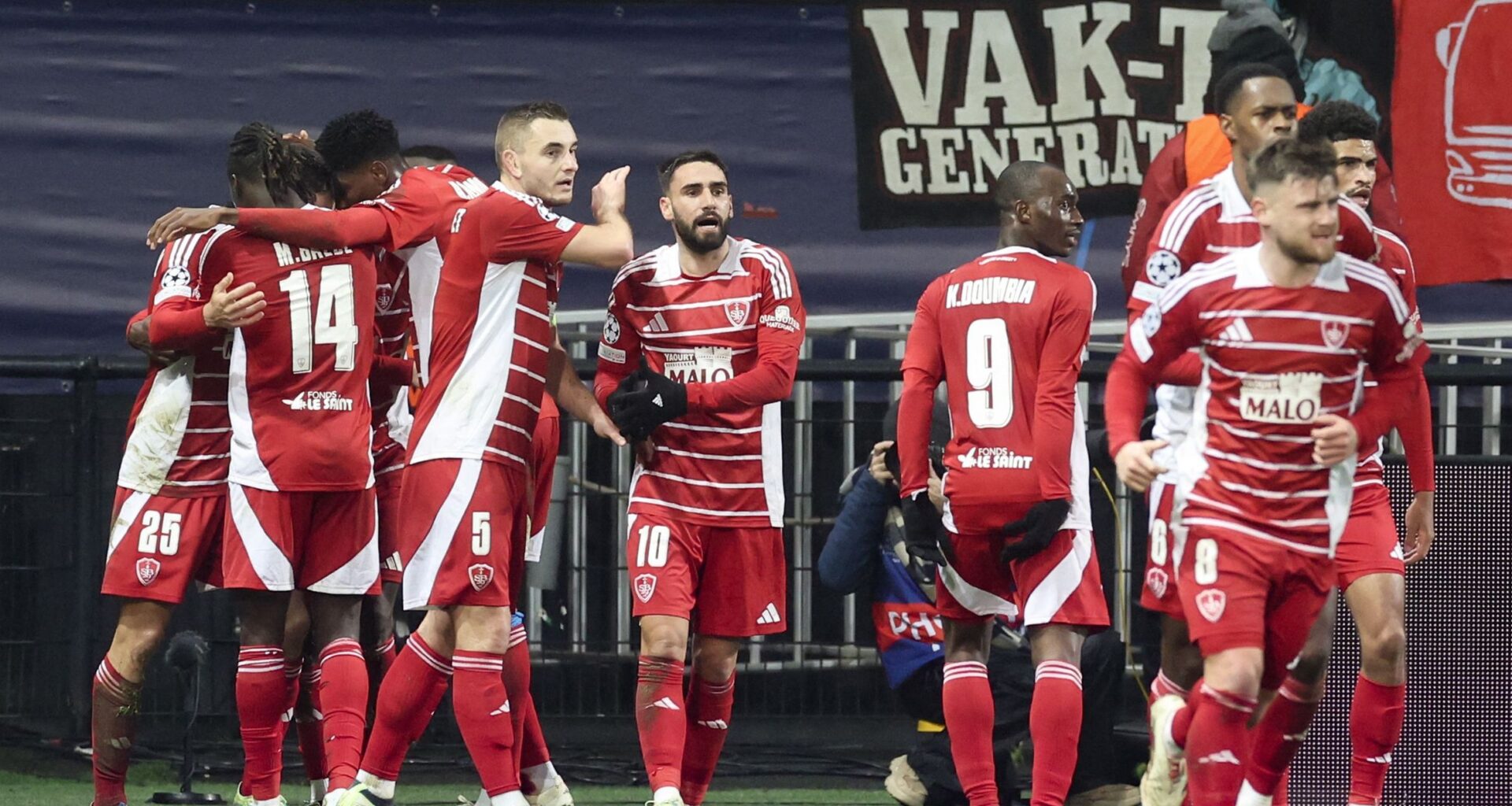 Ligue des champions - Brest surprend encore l'Europe face au PSV Eindhoven