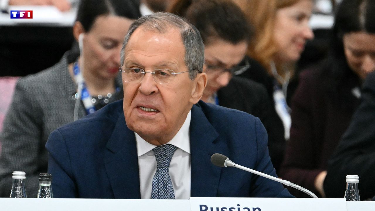 EN DIRECT - Ukraine : l'Occident n'entend pas "les mises en garde de Poutine" contre des troupes sur place, dit Lavrov