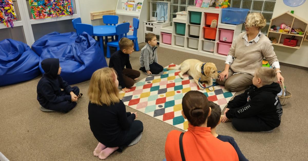 Healing Paws: How Therapy Dogs are Helping Ukrainian Childre