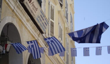 Greece to Cap Banking Fees to Ease Pressure on Consumers