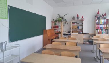 Latvia scrambles to find and train foreign language teachers / Article