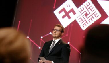 National Alliance tops the Latvian political Christmas wish-list / Article