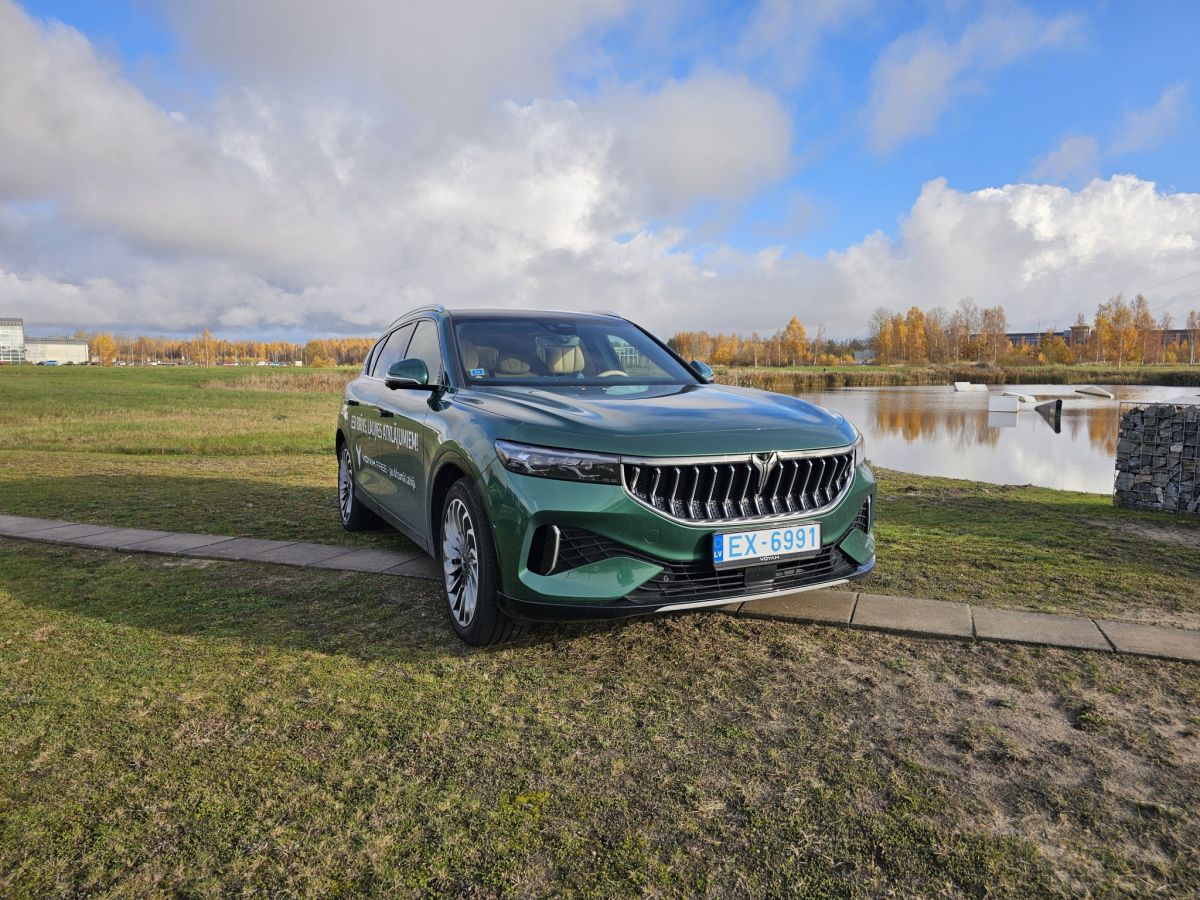Latvijas autotirgū sevi piesaka jauns Ķīnas zīmols Dongfeng, kuru tirgos Wess Select