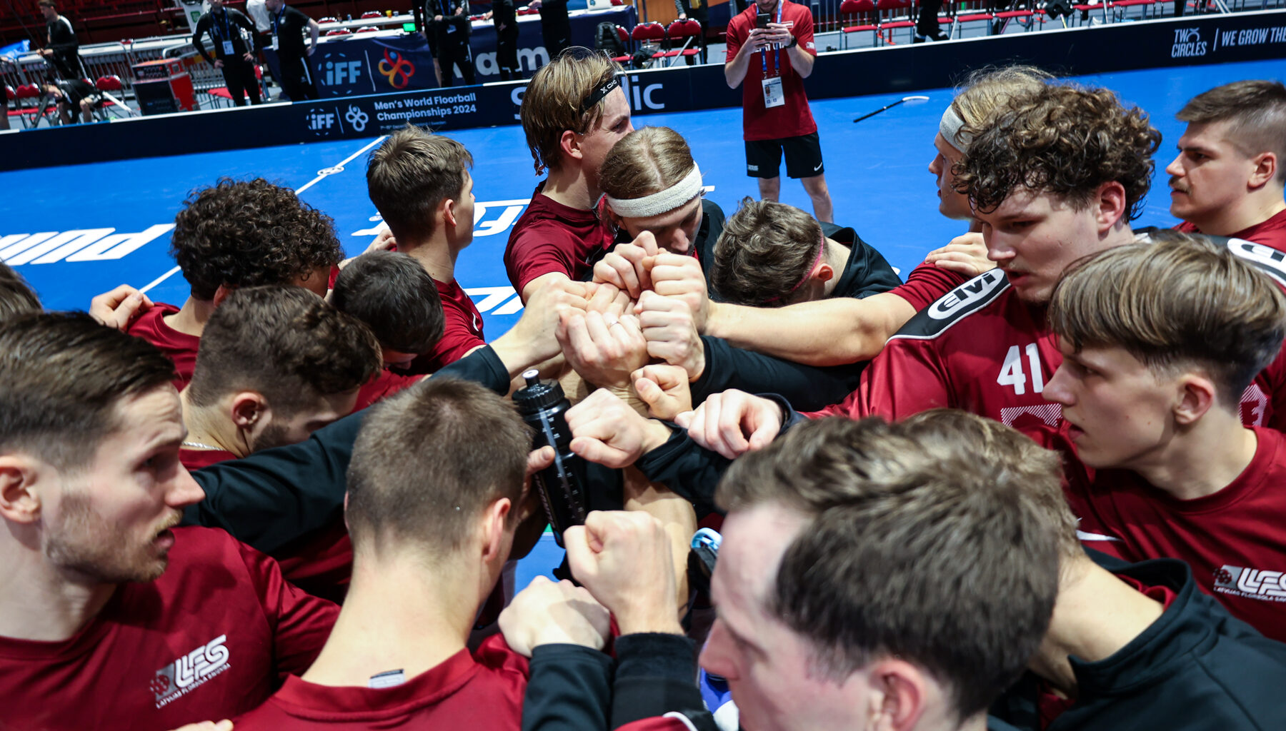 Latvijas Florbola savienība » LV » 2024/2025 » Jaunumi » Pasaules čempionātā