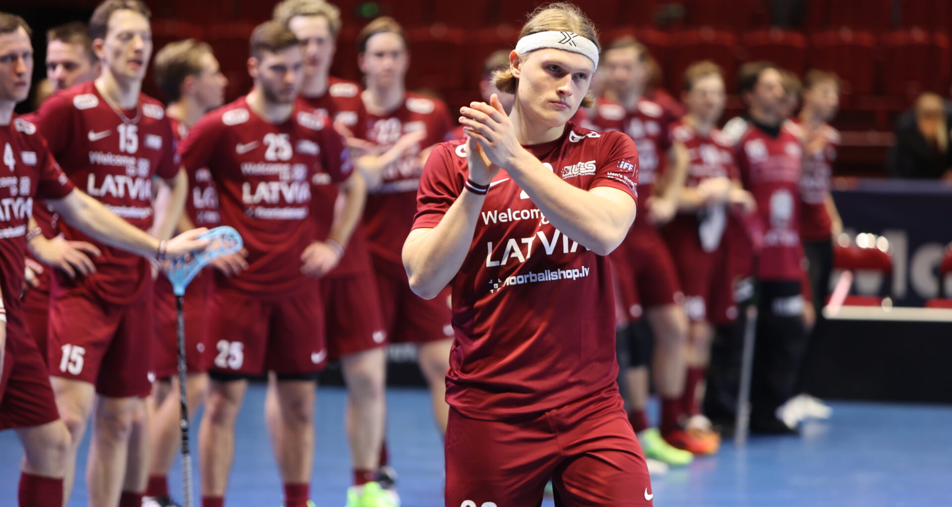 Latvijas Florbola savienība » LV » 2024/2025 » Jaunumi » Čempioni mūsu izlases vārtos saber velna duci