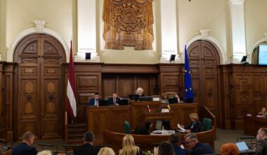 Latvian coalition blasted for pulling central bank governor vote / Article