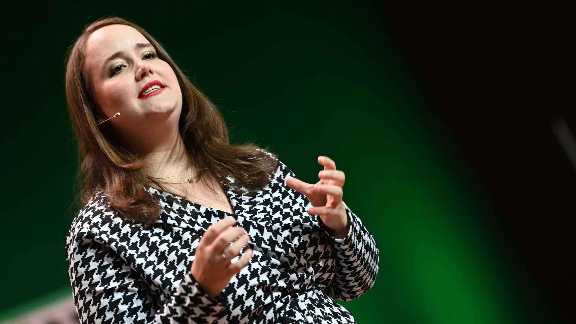 Ricarda Lang trat bei der Bundesdelegiertenkonferenz der Grünen im November 2024 als Parteichefin zurück. Ricarda Lang trat bei der Bundesdelegiertenkonferenz der Grünen im November 2024 als Parteichefin zurück.