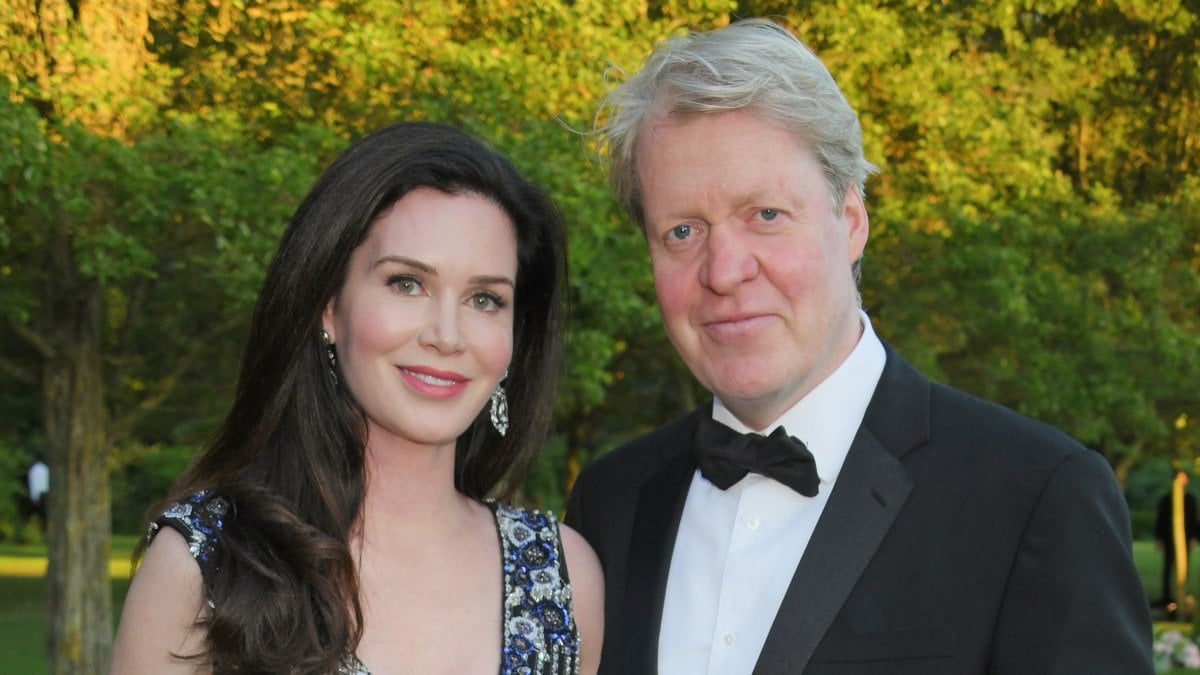 Earl Spencer had a “long-term mistress” and dumped his wife of 13 years by text message, High Court papers allege