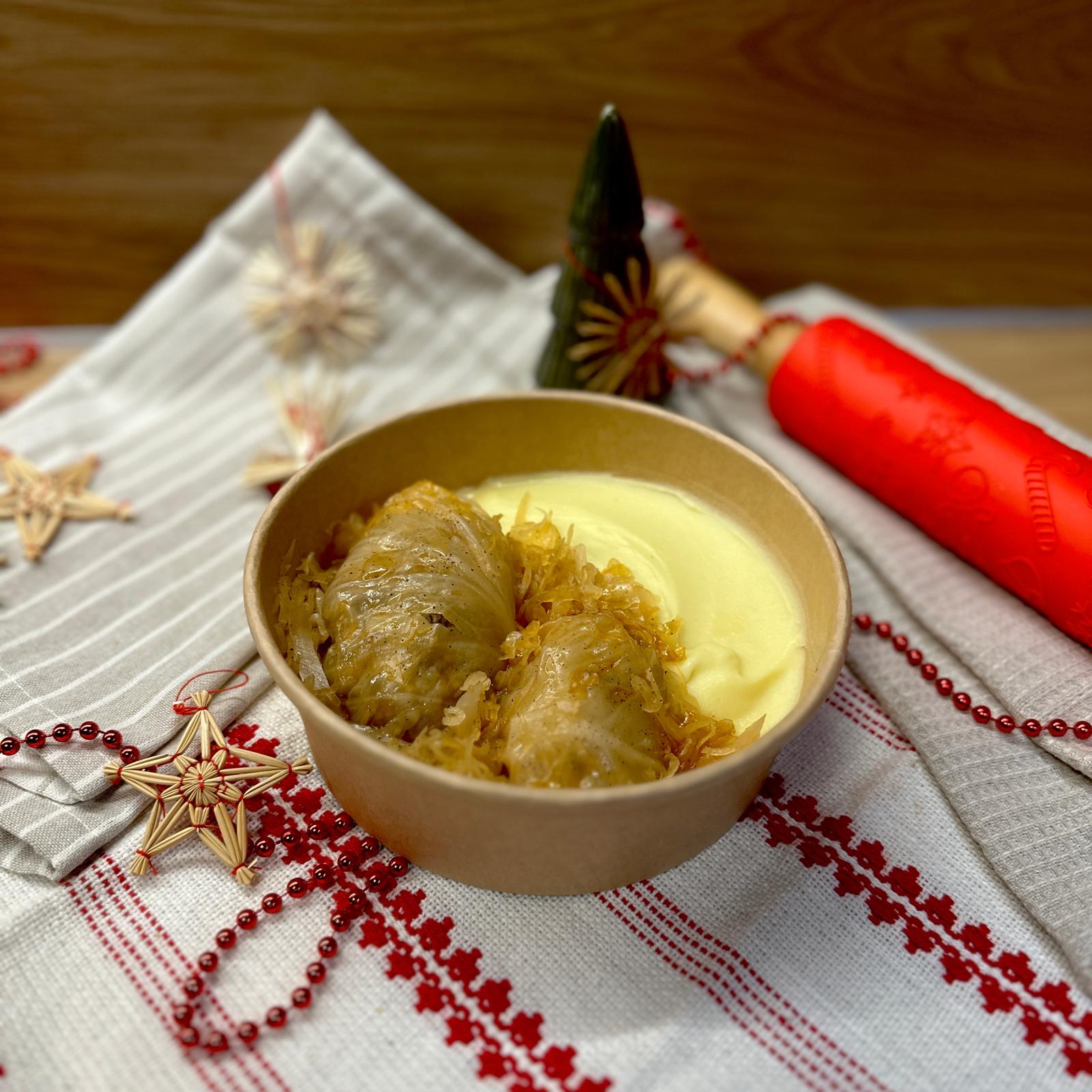 Sarma with creamy mashed potatoes 